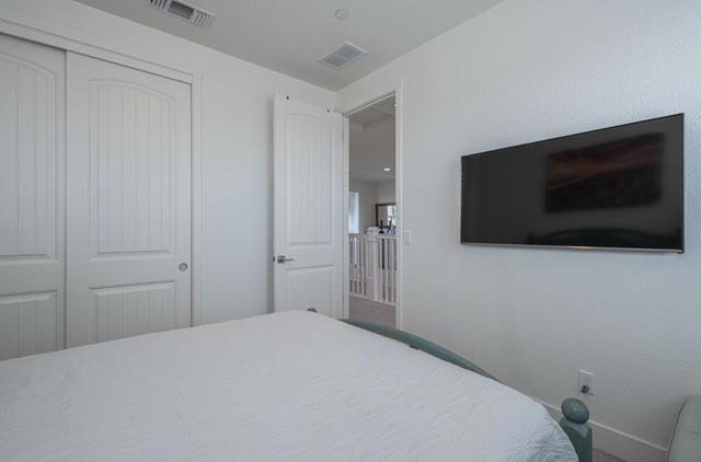 477 Marina Heights Drive, Marina CA: https://media.crmls.org/mediaz/2518d4ff-6259-4a3e-813a-22272bef5e46.jpg
