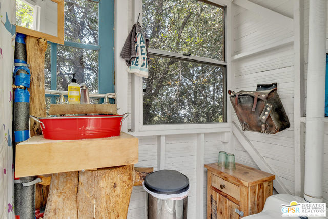 21395 Highway 243, Idyllwild CA: https://media.crmls.org/mediaz/2519c670-fe43-4ae1-b787-4d6bddd6fa4f.jpg