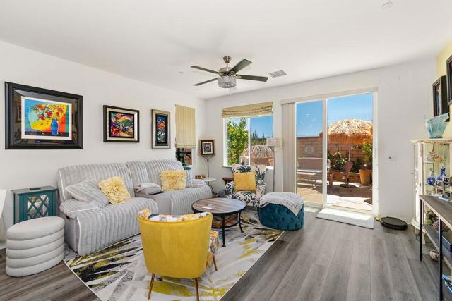 Image 11 of 47 For 85829 Burano Place