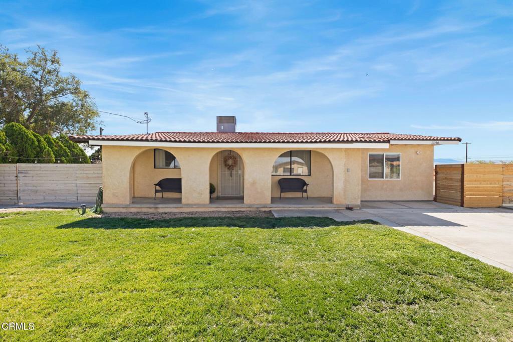 3018 E Avenue H4