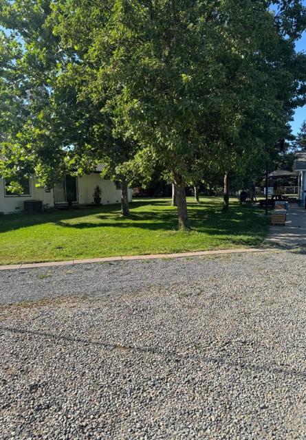 12445 Alta Mesa Road, Herald CA: https://media.crmls.org/mediaz/251bce99-78ec-4e8a-950e-fab6fa5793ff.jpg