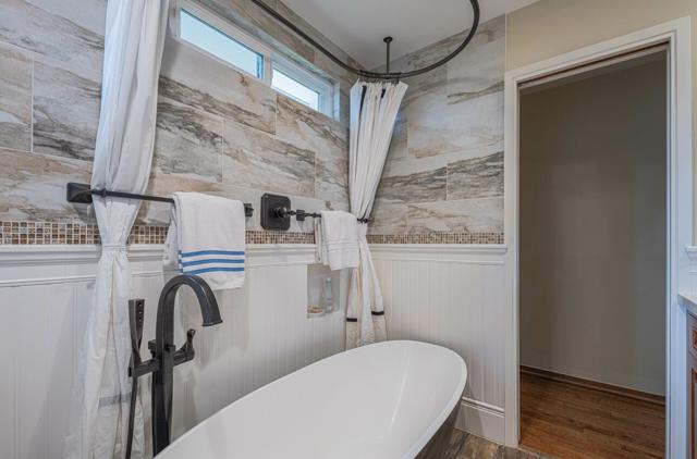 24 Pinehill Way, Monterey CA: https://media.crmls.org/mediaz/251db190-d33f-4d9f-bf2e-804f3ebfb24c.jpg
