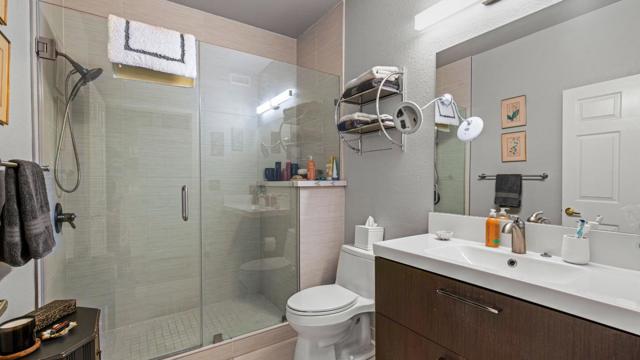 2600 Oak Road, Walnut Creek CA: https://media.crmls.org/mediaz/251deb3a-5205-42af-858c-59df866d4605.jpg