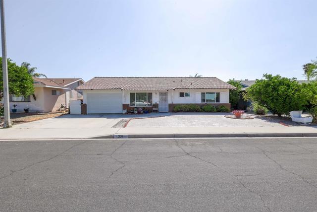 331 Rainier Way, Hemet CA: https://media.crmls.org/mediaz/251e73b1-e516-4a06-8521-402692e8f431.jpg