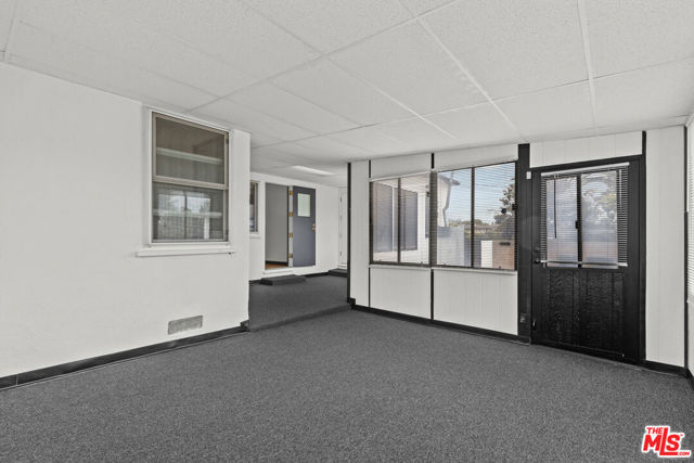 9829 S 7th Avenue, Inglewood CA: https://media.crmls.org/mediaz/251f2b77-4faa-44cd-8708-2ccaf84f30ac.jpg