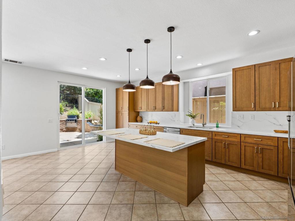 4308 Calle Mar De Ballenas - photo 10