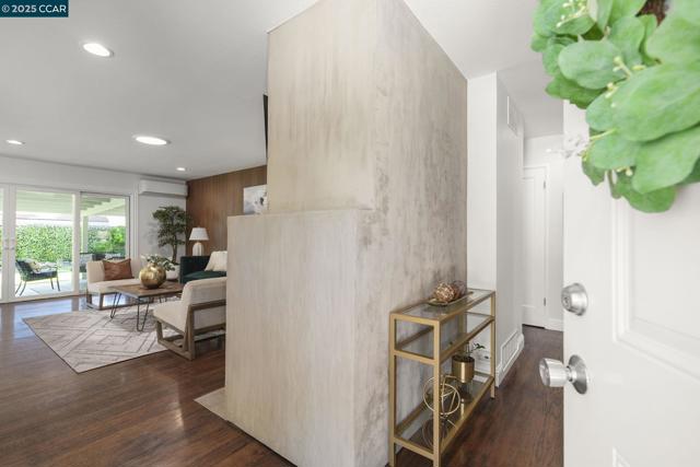 3930 Cottonwood Drive, Concord CA: https://media.crmls.org/mediaz/2520e1a2-d679-41b9-9986-5826182e8f8d.jpg