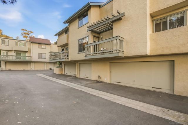 6916 Park Mesa Way, San Diego CA: https://media.crmls.org/mediaz/2521345e-a88a-45ba-a94d-61f804e7ffa4.jpg