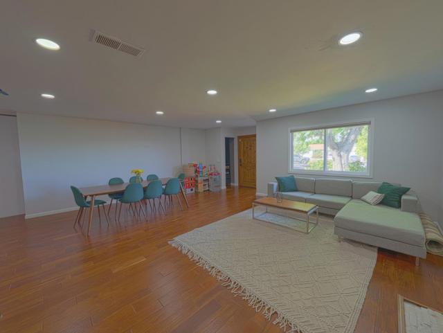 3432 Dominick Court, San Jose CA: https://media.crmls.org/mediaz/25213f29-4960-46fb-b7b3-aba864b72b49.jpg