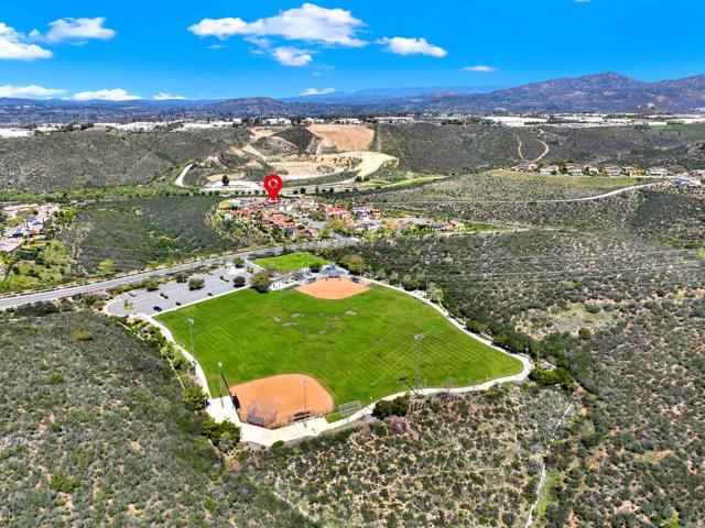 11443 Stockwood Cove, San Diego CA: https://media.crmls.org/mediaz/2521abb2-7535-48e4-a6c2-120fe028c341.jpg