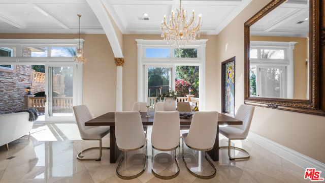 10801 Bothwell Road, Chatsworth CA: https://media.crmls.org/mediaz/2521d7df-cb77-4a17-ac5f-a3b8484a1f10.jpg