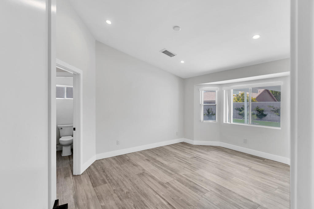 MLS #219137560DA image #17