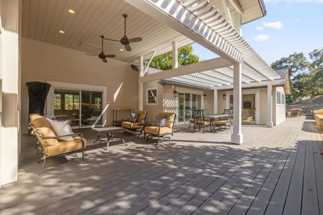 16035 Oak Glen Avenue, Morgan Hill CA: https://media.crmls.org/mediaz/25226786-7843-43ac-b316-9720a552ccb8.jpg