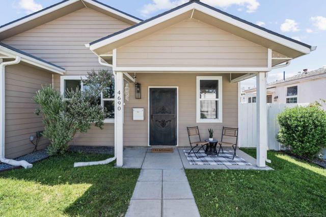 4690 51st, San Diego CA: https://media.crmls.org/mediaz/252276a2-ffb9-4e71-a2a9-5f18b3a1edfb.jpg