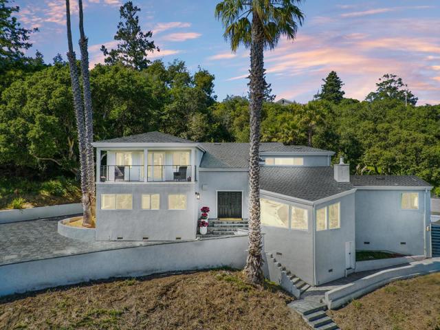 532 Moonrise Lane, Aptos CA: https://media.crmls.org/mediaz/25228b9f-82e3-4efe-899c-30aac2bbf32e.jpg