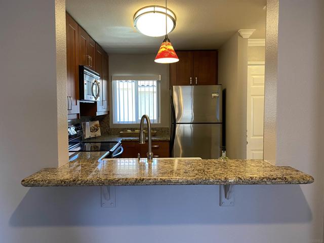 7405 Charmant, San Diego CA: https://media.crmls.org/mediaz/2522b22f-2269-48ce-bb9b-d07ca0e9e289.jpg