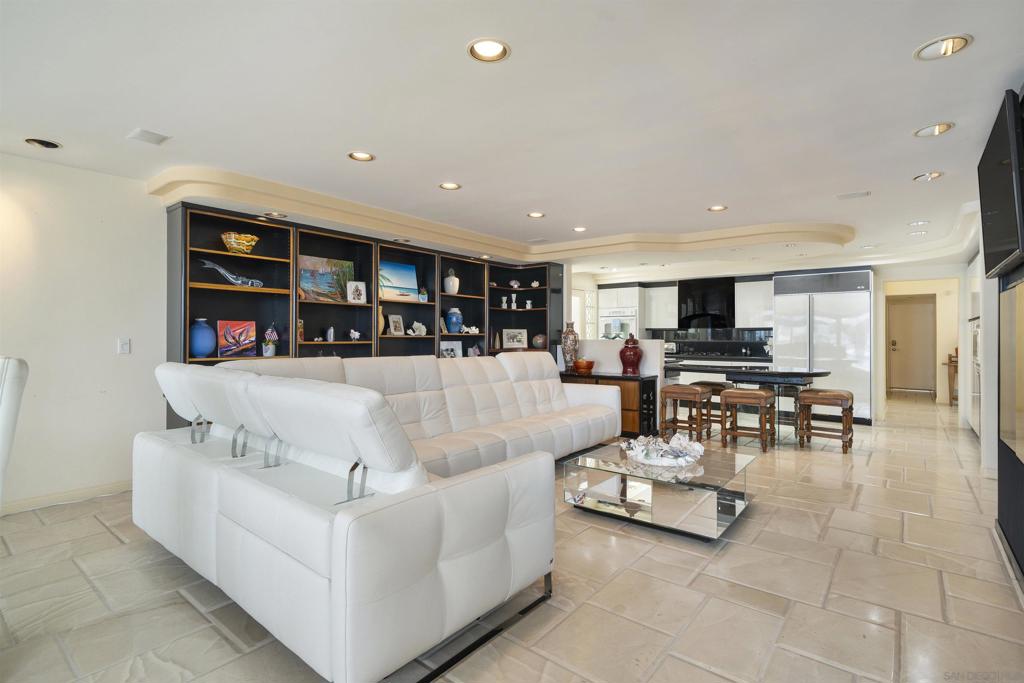 MLS #250035539SD image #17