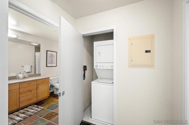 Image 25 of 45 For 1150 J St  421