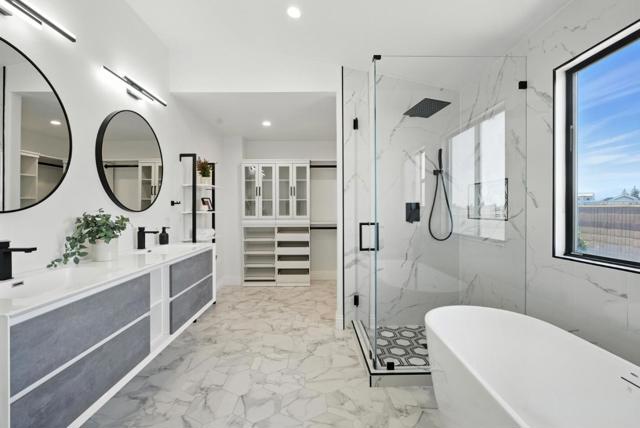 3665 Ivy Canyon Court, San Jose CA: https://media.crmls.org/mediaz/25256ad1-2187-4da0-abc2-2b1eb2f03b8e.jpg
