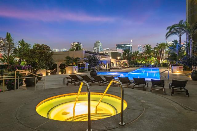 100 Harbor Drive, San Diego CA: https://media.crmls.org/mediaz/25257b86-63f0-4c4b-baf7-547387e540cb.jpg