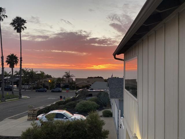 4462 Algeciras, San Diego CA: https://media.crmls.org/mediaz/252694ae-c9b0-44a9-ad04-5fbbc7307b82.jpg