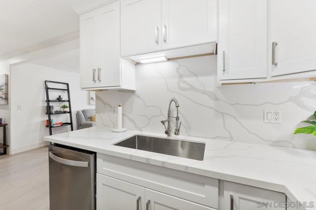 5055 Collwood Blvd, San Diego CA: https://media.crmls.org/mediaz/25281d31-9b3c-40af-89e2-47270461ed68.jpg