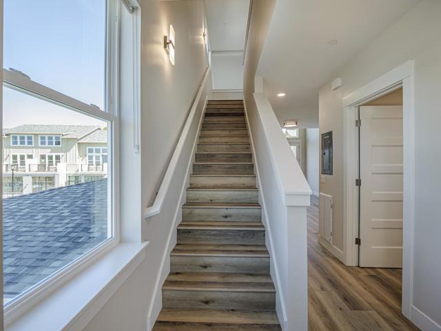 116 Aptos Village Way, Aptos CA: https://media.crmls.org/mediaz/2528a23b-2ca1-4585-9e80-31d28e2ff27a.jpg