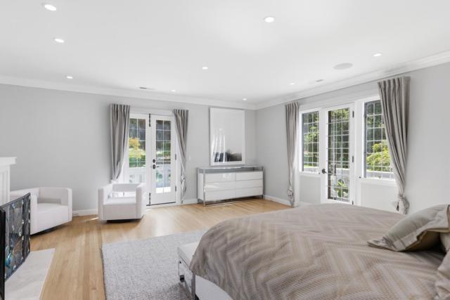 85 Fagan Drive, Hillsborough CA: https://media.crmls.org/mediaz/25293e7c-43cb-4b47-836a-2514abc605d9.jpg
