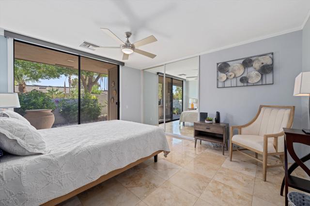 12 Whittier Court, Rancho Mirage CA: https://media.crmls.org/mediaz/2529eade-4630-4237-95e8-5e49577c624b.jpg