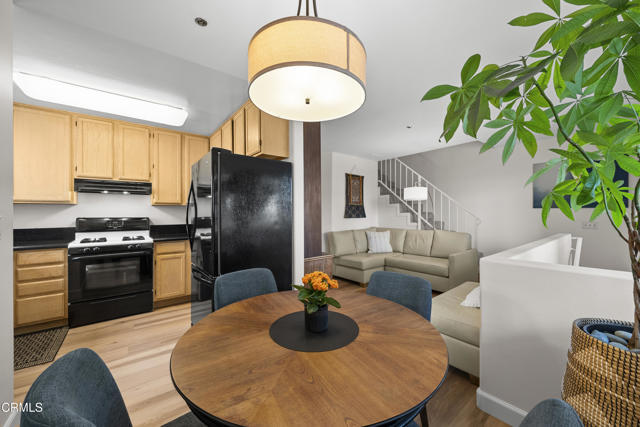 Detail Gallery Image 11 of 29 For 5202 Driftwood St, Oxnard,  CA 93035 - – Beds | – Baths