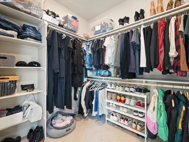 665 Sandalwood, Livermore CA: https://media.crmls.org/mediaz/252cb6d2-4169-4b06-ae6e-9d8c93b4d5df.jpg