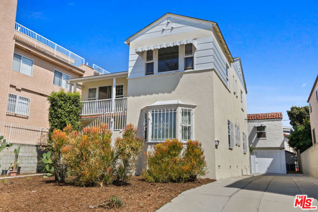 8521 Saturn Street, Los Angeles CA: https://media.crmls.org/mediaz/252cbc2c-f8d2-47fa-85b4-dd55d7bcc21f.jpg