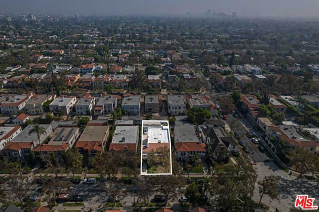 170 Orange Drive, Los Angeles, California 90036, ,Multi-Family,For Sale,Orange,24451479