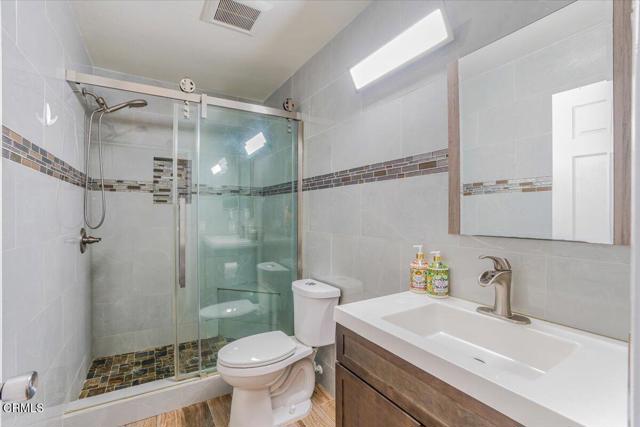 Detail Gallery Image 18 of 24 For 925 S L St, Oxnard,  CA 93030 - 3 Beds | 2 Baths