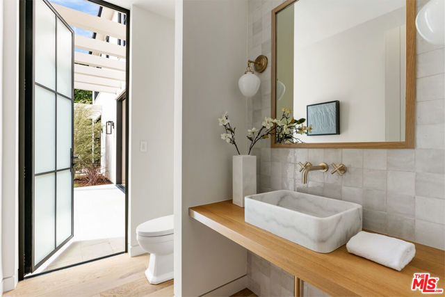 Drew Fenton | 1026 Corsica Drive Pacific Palisades CA | MLS: 7532332 Drew Fenton | 1026 Corsica Drive Pacific Palisades CA | MLS: 7532332