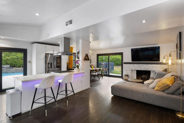 Detail Gallery Image 9 of 34 For 1445 Washburn Rd, Pasadena,  CA 91105 - 3 Beds | 2 Baths