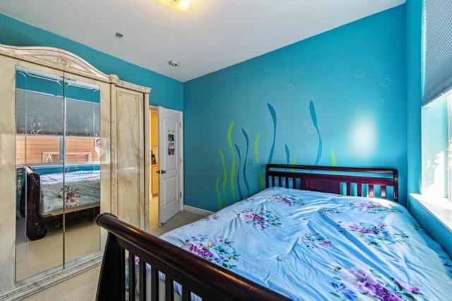36 Pointe View Place, South San Francisco CA: https://media.crmls.org/mediaz/252eb36b-0d07-42cc-a876-8a663369a8f4.jpg
