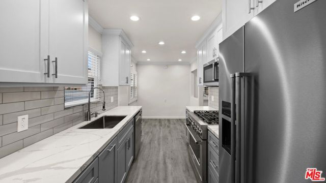 6311 La Tijera Boulevard, Los Angeles CA: https://media.crmls.org/mediaz/252f5636-c477-4f5c-9fdd-9ef4afdfc6c5.jpg