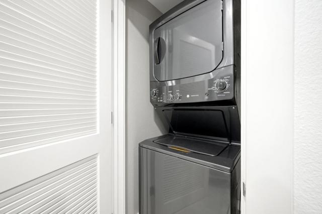 925 The Alameda, San Jose CA: https://media.crmls.org/mediaz/252fd9a5-2d13-4cd4-92ab-67995b050c15.jpg