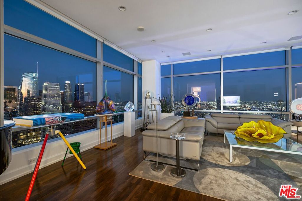 900 W Olympic Boulevard #46G