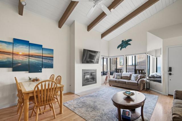 1 Surf Way, Monterey CA: https://media.crmls.org/mediaz/25315573-fbd1-443c-948f-59ebc7c896c4.jpg