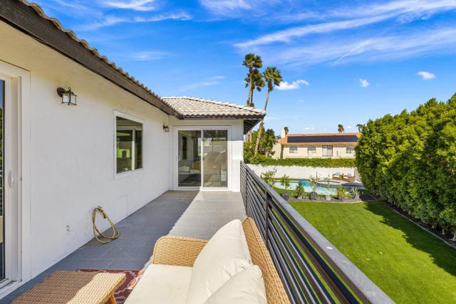 68716 Avenida Diosa, Cathedral City CA: https://media.crmls.org/mediaz/2531e622-d2e1-4736-9caa-a354c21e30a7.jpg