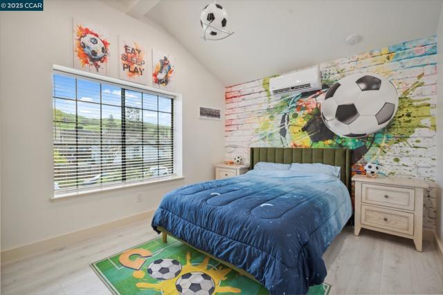 5497 Silver Sage Ct, Concord CA: https://media.crmls.org/mediaz/25324778-803e-4b05-8846-cfd2c20dec70.jpg