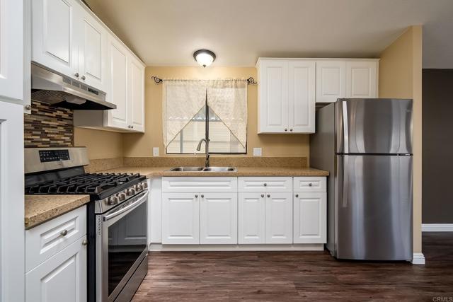 Detail Gallery Image 8 of 32 For 1925 Otay Lakes Rd #81,  Chula Vista,  CA 91913 - 2 Beds | 2 Baths