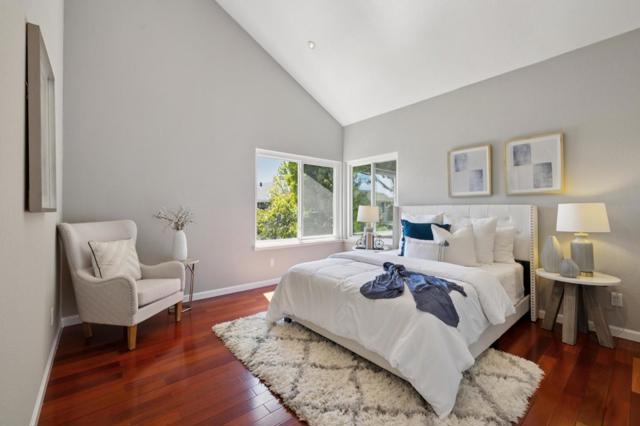 704 Prescott Lane, Foster City CA: https://media.crmls.org/mediaz/25333885-423a-4b30-bf19-6ced27a1ecb9.jpg