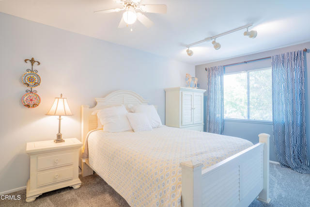 1584 Prima Ct, Camarillo CA: https://media.crmls.org/mediaz/25336eba-30c2-4935-a49d-83351e1cd67c.jpg