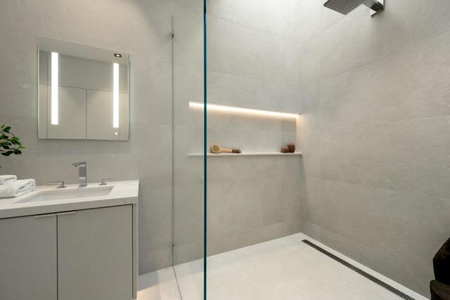 2085 Desert Flower Court, Palm Springs CA: https://media.crmls.org/mediaz/25360b3e-f6a1-43ab-8e3f-4f4152b118f4.jpg