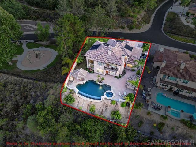 17002 Obsidian Dr, Ramona CA: https://media.crmls.org/mediaz/2536907d-827b-47b5-b02f-ee792ef7df0d.jpg