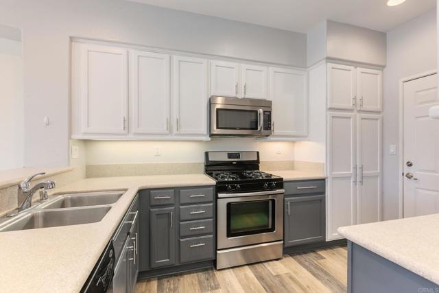 Detail Gallery Image 20 of 47 For 1241 Highbluff Ave, San Marcos,  CA 92078 - 3 Beds | 2/1 Baths