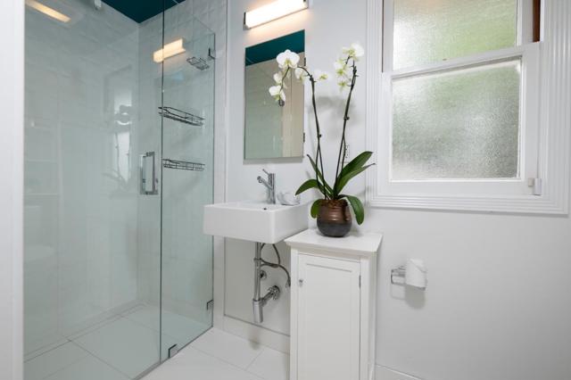 21 De Sabla Road, San Mateo CA: https://media.crmls.org/mediaz/2537fa5d-29f0-4f8c-8e3b-b1c15068a5bc.jpg